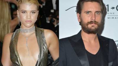 En su estadía en Cannes Disick se salió de control, supuestamente con el objetivo de poner celosa a su ex.