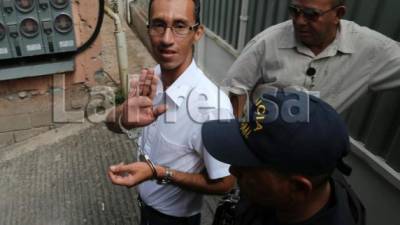Saúl Escobar es acusado por los delitos de malversación de caudales públicos a título de coautor.