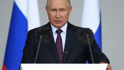 Putin instó a los militares ucranianos a “deponer inmediatamente las armas y regresar a sus hogares”.
