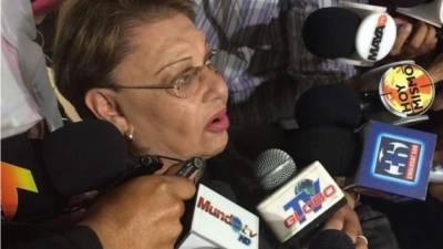 La abogada Melba Vásquez, madre de Javier Pastor, denunció que el fiscal Juan Carlos Elvir dio la orden de golpearlo.
