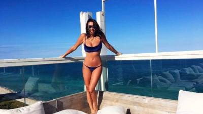 Nicolle Gil, de 30 años, es la primogénita del actor argentino, Julián Gil. La chica lució este bikinazo en su cuenta de Instagram.