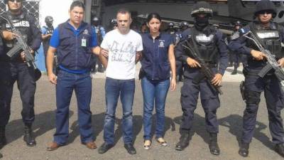 Franco Lonbardi es relacionado con el tráfico de drogas y lavado de activos.