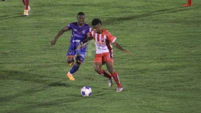 El duelo en La Ceiba fue disputado de principio a fin.