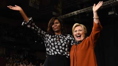 Michelle y Hillary realizaron su primer rally juntas en Carolina del Norte. AFP.