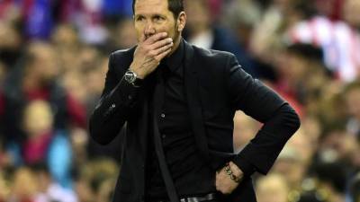 Diego Simeone, durante el partido contra el Real Madrid en el Vicente Calderón.