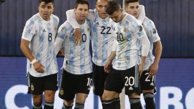 Lionel Messi destacó con doblete en la goleada de Argentina ante Bolivia. Foto AFP.