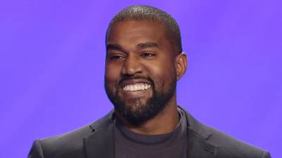 Kanye West es un cantante, productor, compositor y rapero estadounidense de 47 años.