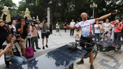 Raf van Hulle cuando llegaba a China.