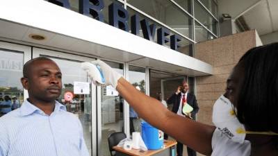 En Liberia, las autoridades están en alerta para contener la epidemia.