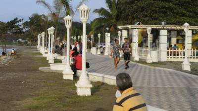 La zona turística fiscal es uno de los sitios más visitados en La Ceiba. foto: samuel zelaya