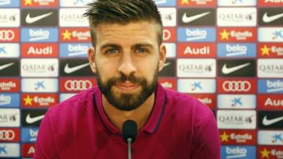 El central blaugrana tras el entrenamiento realizado por la plantilla blaugrana preparar la final de la Copa del Rey. Foto EFE/ Marta Pérez.