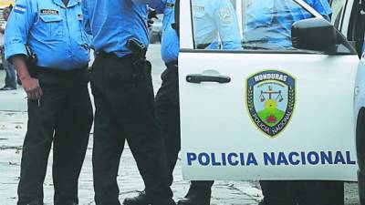 Los primeros días de septiembre comenzará la evaluación al personal que labora en el área administrativa de la Policía Nacional, según el calendario de la Comisión Depuradora.