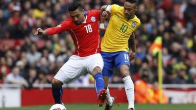 Brasileños y chilenos se preparan para llegar en las mejores condiciones para la Copa América.