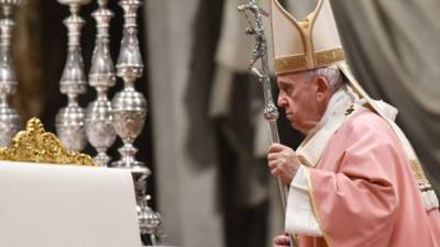 Francisco ordenó eliminar el secreto pontificio para las causas de pederastia, en un nuevo avance en su lucha contra los abusos en el seno de la Iglesia./AFP.