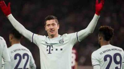 Robert Lewandowski es el goleador del Bayern Múnich. FOTO AFP.