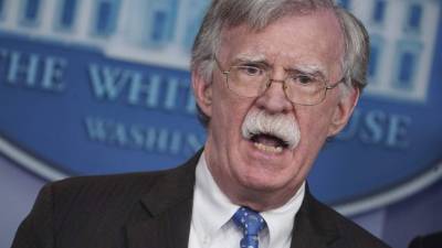 El asesor de seguridad nacional John Bolton habla durante una conferencia de prensa en la sala Brady de la Casa Blanca. Foto: AFP