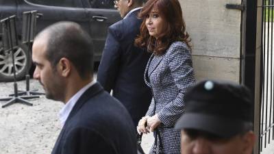 La vicepresidenta de Argentina Cristina Kirchner cuenta con fueros que la protegen de ir a prisión.