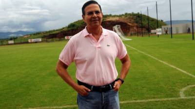 Callejas dice que Bicolor se concentraría en Nueva Jersey antes de Mundial