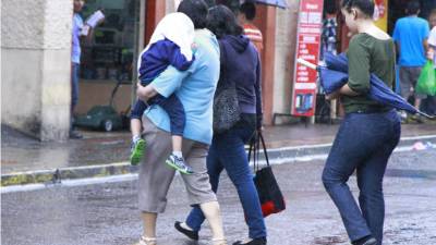Copeco advierte a la población que continuará un clima fresco principalmente durante la noche y horas de la madrugada