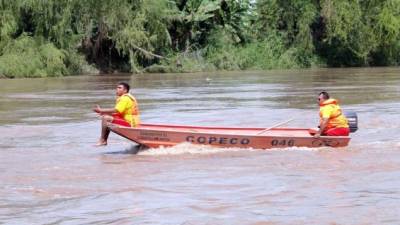 Los equipos contingentes se mantienen en alerta ante los posibles desbordamientos de ríos y quebradas.