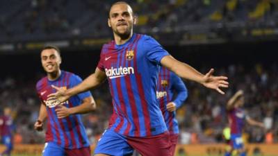 Martin Braithwaite se destapó con doblete en el Camp Nou. Foto AFP.