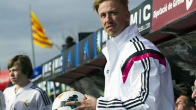 Guti se la devuelve a Piqué: 'felicita' al Barça por el punto.