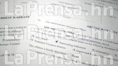 Las órdenes de arresto contra Jaime Rosenthal Oliva y Yani Rosenthal fueron emitidas el pasado 16 de septiembre.
