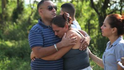 Consternación, dolor y repudio invadieron a los parientes del infortunado guardia asesinado ayer.