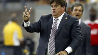 Miguel Herrera durante el partido contra Honduras. Foto EFE