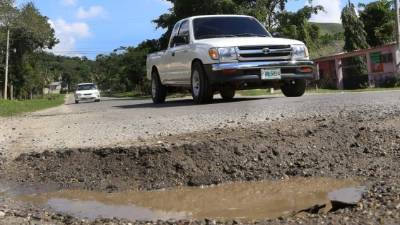 Así luce la carretera. Los conductores son los más afectados. Foto: Amílcar Izaguirre.