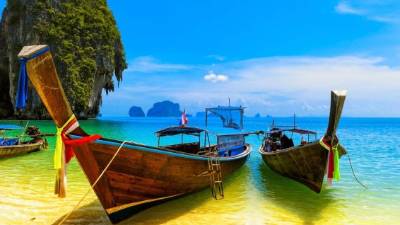 En las playas, el sol y el agua cristalina forman el binomio ideal para disfrutar de la isla.