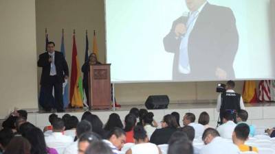 El congreso contó con 12 conferencistas internacionales. Foto: Wendell Escoto.