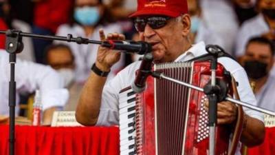 Foto en vida del cantautor hondureño, Macario Mejía.