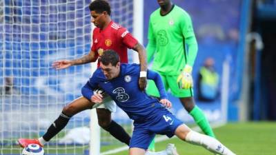 Por la 26° fecha de la Premier League, Chelsea y Manchester United igualaron sin goles en el Stamford Bridge. Foto AFP.