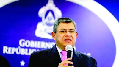 El exministro Héctor Ayala; ayer capturaron a Wilfredo Cerrato Santos y Kerin Maldonado.