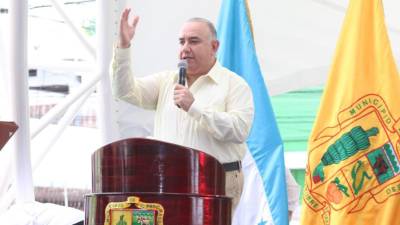 Fotografía del alcalde de El Progreso, Yoro, Alexander López, quien lleva cuatro periodos en el cargo y en 2026 cumplirá el quinto (20 años).