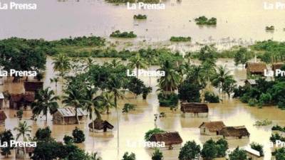 03-nov-98 Comunidades de La Mosquitia, Gracias a Dios, estuvieron varios días inmersos en agua tras el desbordamiento del río Segovia.