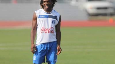 ¿Lo recuerdas? Walter 'Pery' Martínez decidió retirarse del fútbol profesional cuando nadie lo esperaba y luego de haber tenido grandes actuaciones en sus equipos y selección nacional. Hoy te presentamos a lo que se dedica actualmente.