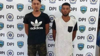 Denis Omar Ramírez (izq.) se mantenía como prófugo de la Justicia desde hace cinco años.