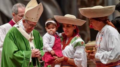El Papa Francisco intercedió por los migrantes previo a su viaje a Chile. //AFP.