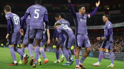 Liverpool agranda el bache del Arsenal y los elimina de la FA Cup