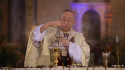 El Cardenal llamó a la feligresía católica a 'implantar' la resurrección de Cristo en el corazon y en la sociedad.