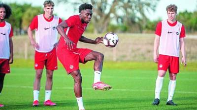 La ficha del jugador Alphonso Davies está valorada en 70 millones de dólares, según Transfermarkt.