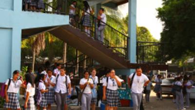 Los estudiantes de la Normal reciben clases en la jornada de la tarde.