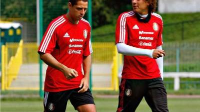 'Chicharito' Hernández y 'Memo' Ochoa están contemplados para el duelo frente a Honduras.