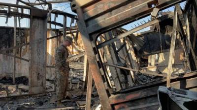 Los soldados estadounidenses desplegados en las bases militares iraquíes atacadas con misiles por Irán la semana pasada lograron esconderse en búnkeres dos horas y media antes de la ofensiva, tras recibir una alerta del inminente ataque, revelaron fuentes este martes.