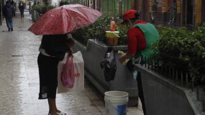 Para el norte y el occidente hay ligeras lluvias.