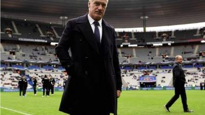 Deschamps dirige a Francia desde julio de 2012 y renovó hasta la Eurocopa 2016.