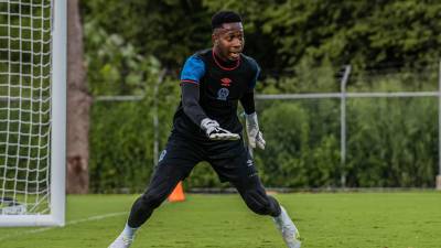 Alex Nahíd Güity volvió a las prácticas del conjunto olimpista. Foto Twitter Olimpia....