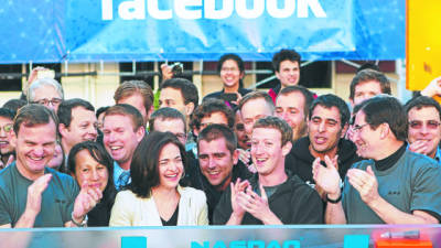 La venta de acciones no le restará poder a Zuckerberg en las decisiones de Facebook.